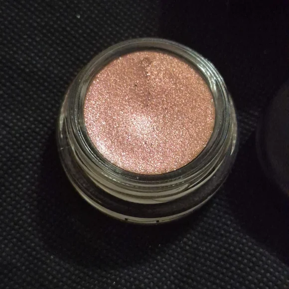 MAC Cosmetics Pro Longwear Paint Pot - Pink - Picture 2 of 6